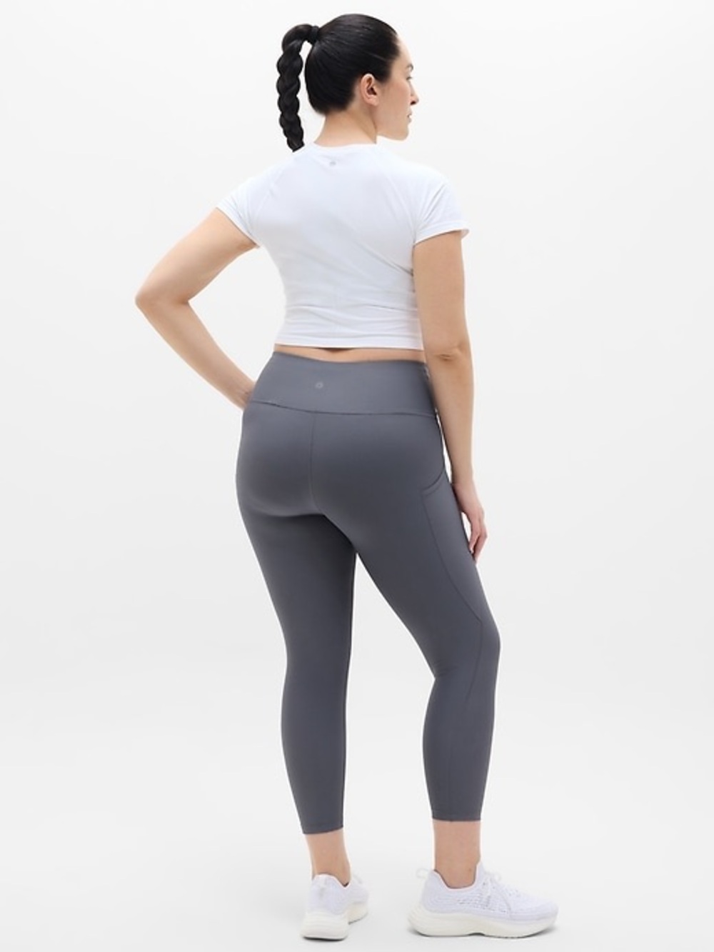 Athleta Interval Stash High Rise 7/8 Legging